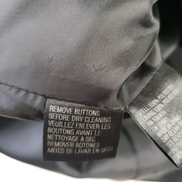 Tahari Arthur Levine Solid Black 3-Button Blazer Jacket Women's Size 10 - Picture 11 of 13